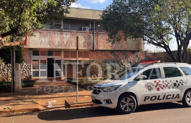 PM REALIZA GRANDE APREENSÃO DE DROGAS EM GUAÍRA. DOIS HOMENS FORAM PRESOS