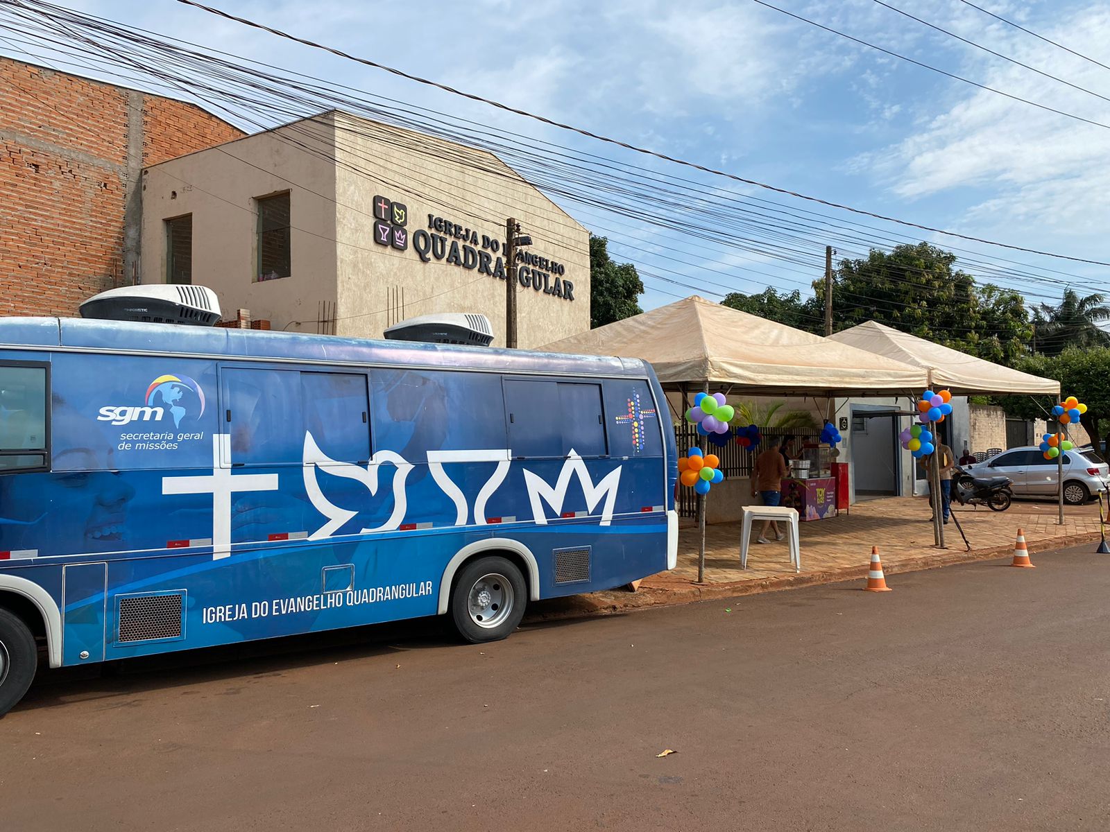 AÇÃO SOCIAL DA IGREJA DO EVANGELHO QUADRANGULAR, EM GUAÍRA. BENEFICIA DEZENAS DE PESSOAS