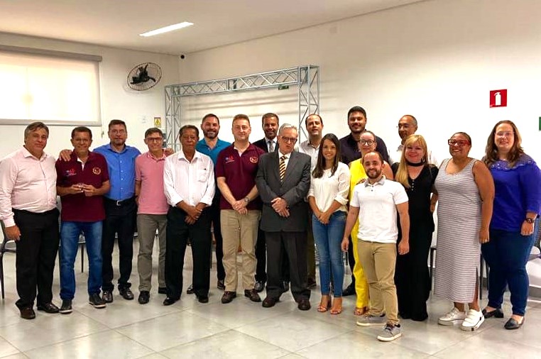 DRA. MARLENE FIGUEIREDO DA OAB GUAÍRA PARTICIPA DE REUNIÃO DO COLÉGIO DE PRESIDENTES EM MONTE ALTO