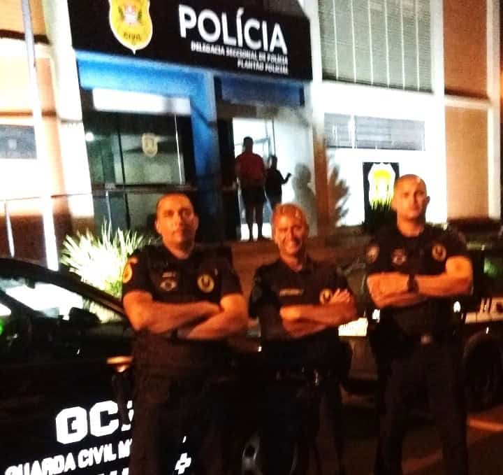 APÓS COLISÃO, GCM E PM DE GUAÍRA PRENDEM ACUSADO DE EMBRIAGUEZ AO VOLANTE