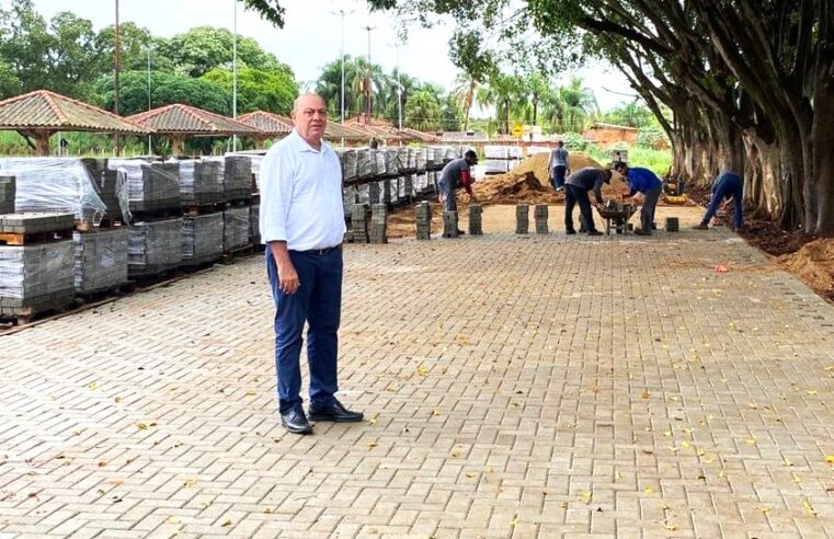 OBRAS DO CALÇADÃO DA PRAIA ARTIFICIAL DE MIGUELÓPOLIS PASSAM POR VISTORIA