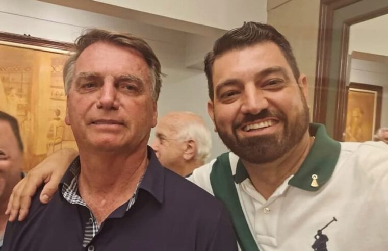 VEREADOR ANDRÉ GREGÓRIO ENCONTRA COM AUTORIDADES NA AGRISHOW E ESTREITA CONTATOS POR GUAÍRA