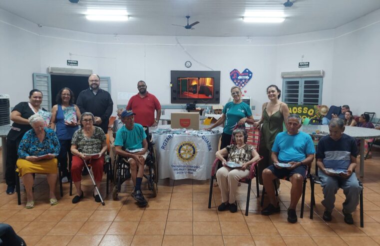 ROTARY CLUB ENTRE KITS DE HIGIENE BUCAL PARA IDOSOS DO ASILO DE GUAÍRA