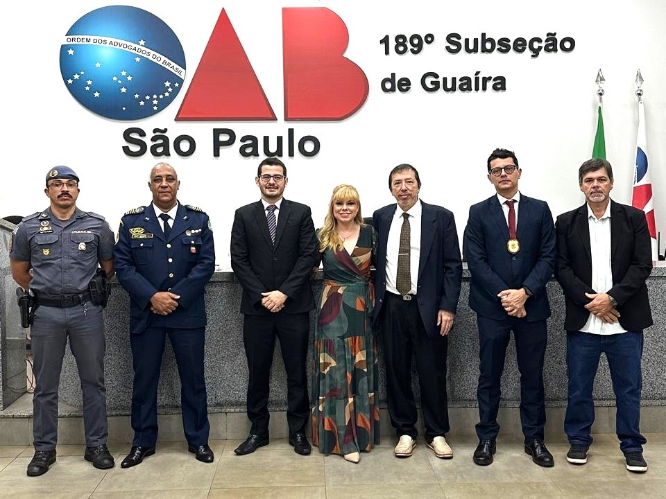 OAB DE GUAÍRA REALIZOU SOLENIDADE DE ENTREGA DE CARTEIRAS PROFISSIONAIS E CELEBRA O AGOSTO LILÁS