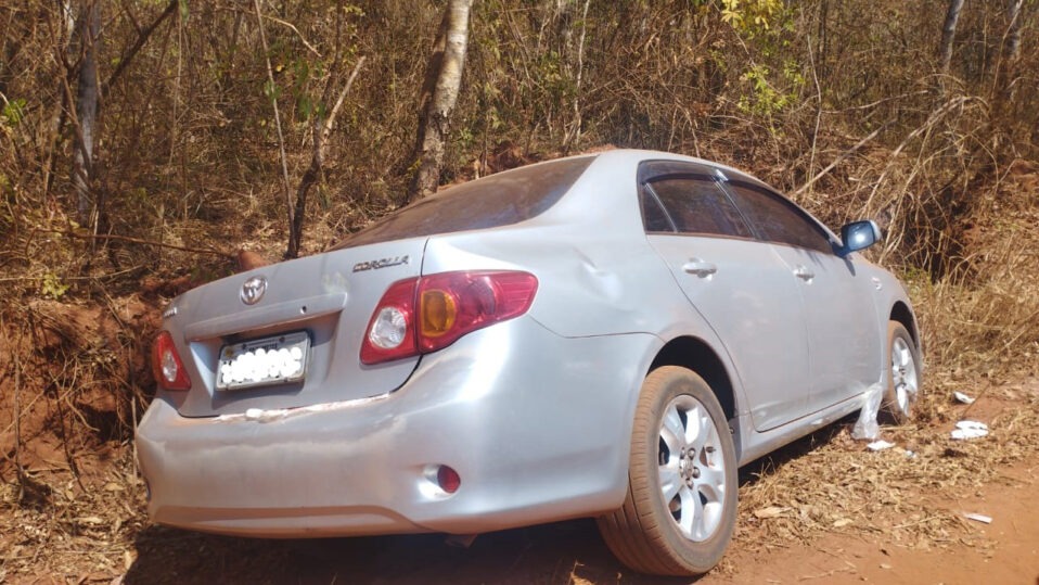 CARRO ROUBADO EM BARRETOS É ENCONTRADO NO DISTRITO DE LARANJEIRAS, EM COLÔMBIA (SP)