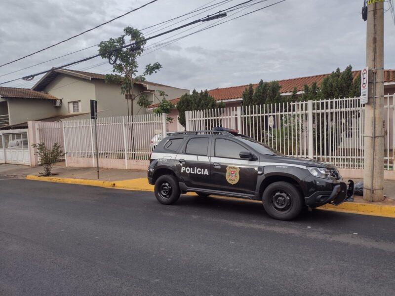 MULHER É MORTA A FACADAS EM BARRETOS. CASO É TRATADO COMO FEMINICÍDIO