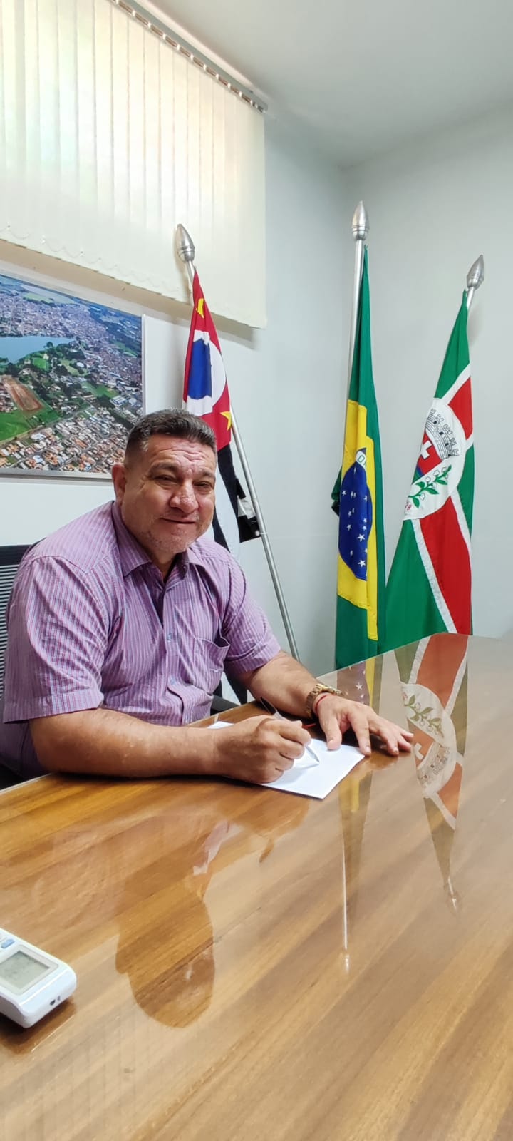 VEREADOR MOACIR GREGÓRIO INICIA MANDATO NA PRESIDÊNCIA DA CÂMARA DE GUAÍRA COM DIÁLOGO E COMPROMETIMENTO