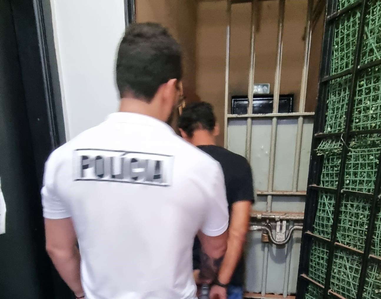 HOMEM É PRESO, EM GUAÍRA, PELA POLÍCIA CIVIL, POR DESCUMPRIMENTO DE MEDIDAS PROTETIVAS DE URGÊNCIA E RESISTÊNCIA