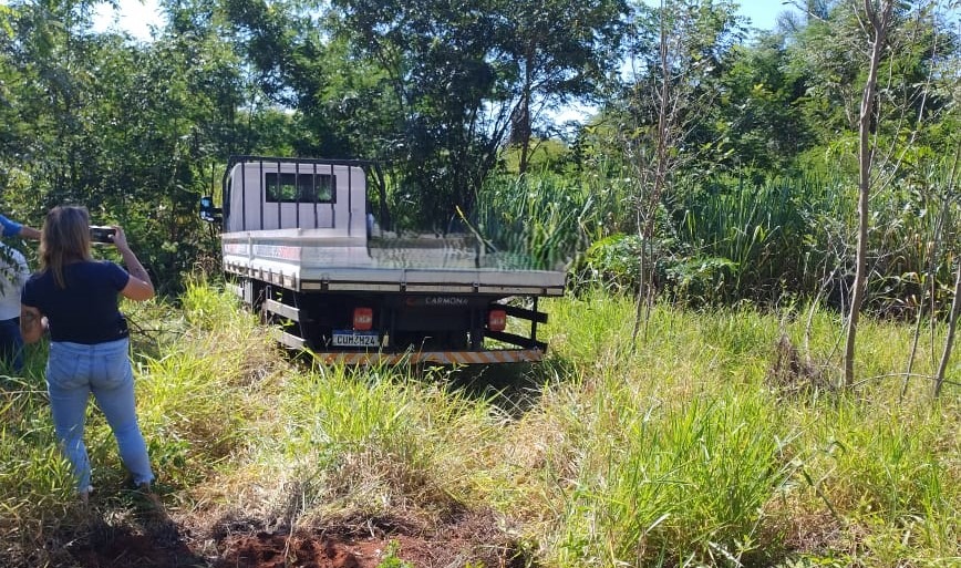 CAMINHÃO FURTADO DE EMPRESA, EM BARRETOS, É RECUPERADO PELA POLÍCIA CIVIL