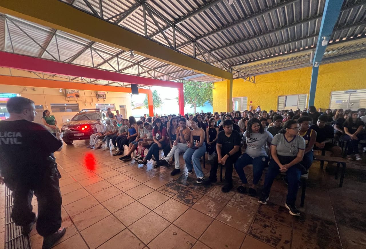 DDM VAI À ESCOLA: NA PAUTA NOÇÕES SOBRE VIOLÊNCIA DOMÉSTICA PARA ALUNOS DA ESCOLA ZEZINHO PORTUGAL EM GUAÍRA