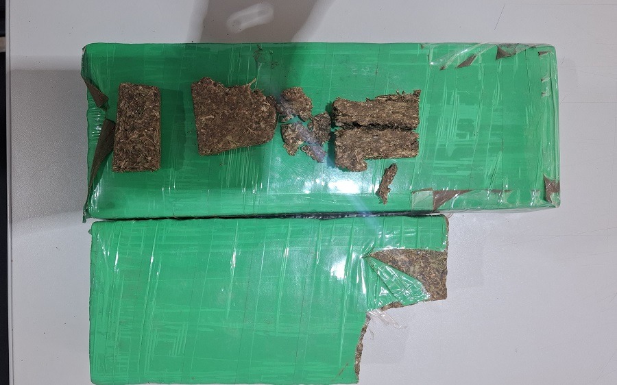 AÇÃO DA POLÍCIA MILITAR RESULTA NA APREENSÃO DE MAIS DE 2 KGS DE MACONHA EM GUAÍRA