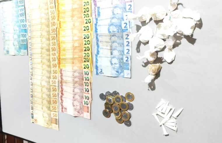 PM E GCM REALIZAM APREENSÃO DE DROGAS NO TONICO GARCIA EM GUAÍRA. UMA PESSOA FOI PRESA
