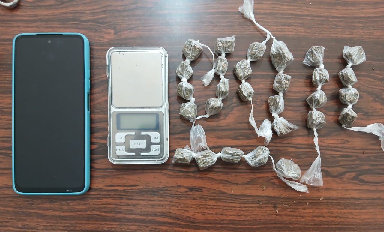 MENOR É APREENDIDO COM DROGAS EM GUAÍRA