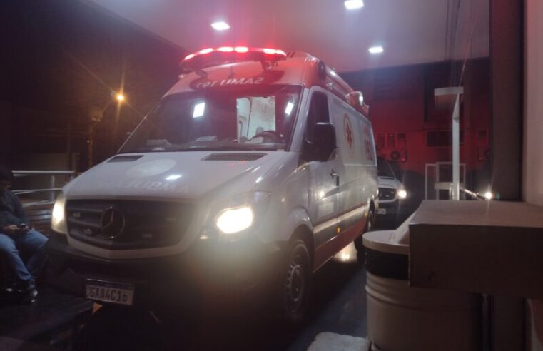 MOTOCICLISTA FICA GRAVEMENTE FERIDO EM ACIDENTE NO CENTRO DE BARRETOS