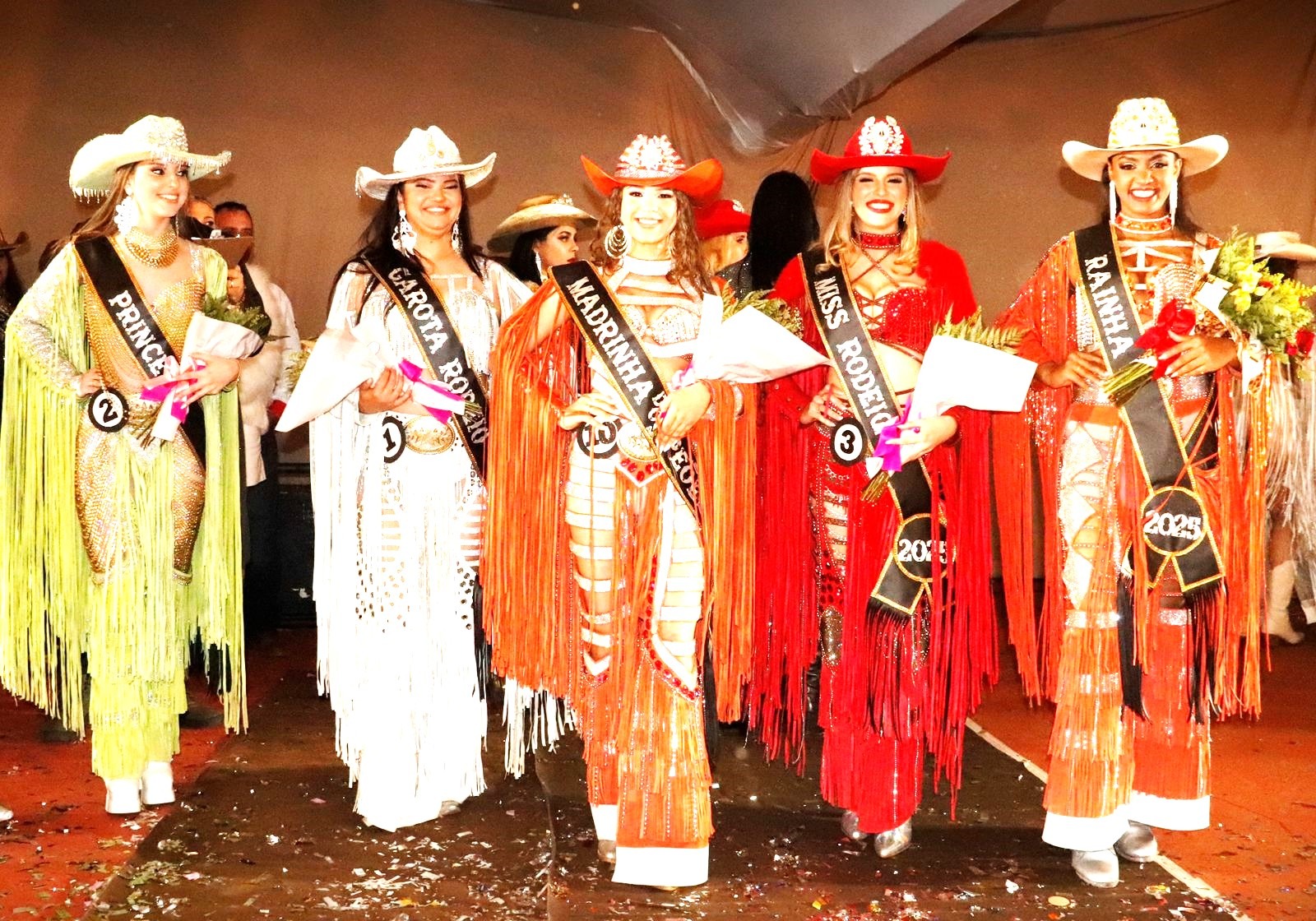 BAILE ELEGE A RAINHA DA FESTA DO PEÃO DE MIGUELÓPOLIS 2025