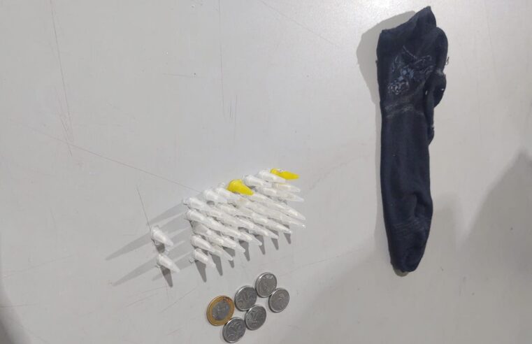 MENOR É APREENDIDO NA VILA APARECIDA, EM GUAÍRA, SUSPEITO DE ENVOLVIMENTO COM O TRÁFICO