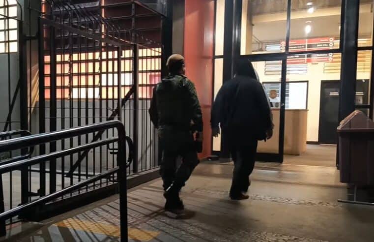 HOMEM É PRESO EM OCORRÊNCIA COM TROCA DE TIROS COM A POLÍCIA AMBIENTAL NO RIO GRANDE EM RIFAINA