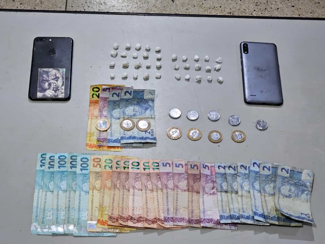 POLÍCIA MILITAR REALIZA PRISÃO RELACIONADA AO TRÁFICO DE DROGAS NO MUTIRÃO 2 EM GUAÍRA