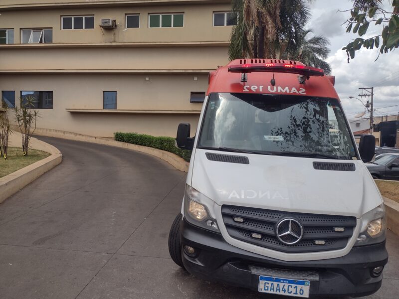 CICLISTA NA CONTRAMÃO PROCOCA ACIDENTE NA REGIÃO CENTRAL DE BARRETOS