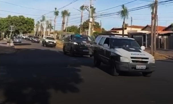 12 PESSOAS SÃO PRESAS EM MEGA OPERAÇÃO DA POLÍCIA CIVIL EM COLINA. DROGAS FORAM APREENDIDAS