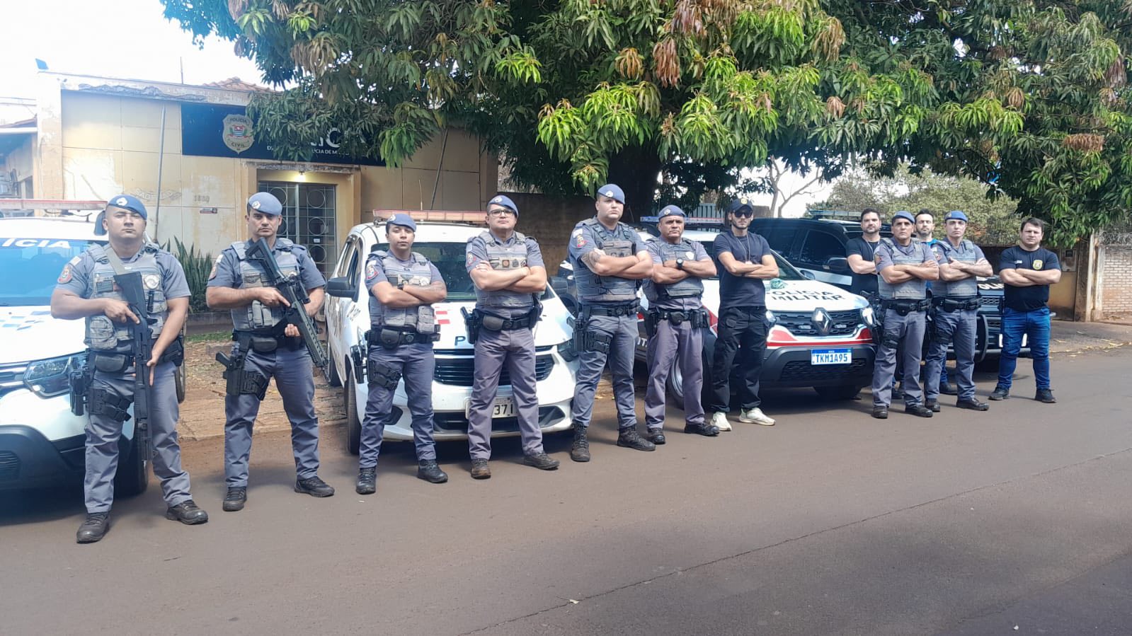 AÇÃO DAS POLÍCIAS MILITAR E CIVIL RESULTA EM APREENSÃO DE DROGAS EM MIGUELÓPOLIS