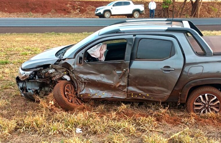 DUAS PESSOAS FICAM FERIDAS EM ACIDENTE ENTRE CARRO E CAMINHÃO CANAVIEIRO NA ASSIS CHATEAUBRIAND EM GUAÍRA