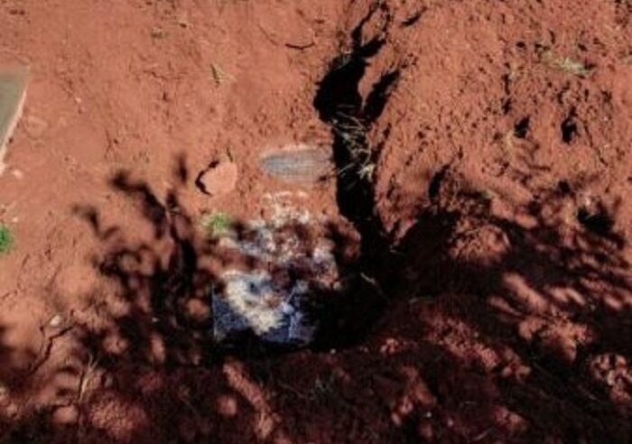 REGIÃO: PROFESSORA DE ESTÉTICA MATA NAMORADO A GOLPES DE TESOURA. CORPO FOI ENTERRADO NO QUINTAL DA CASA