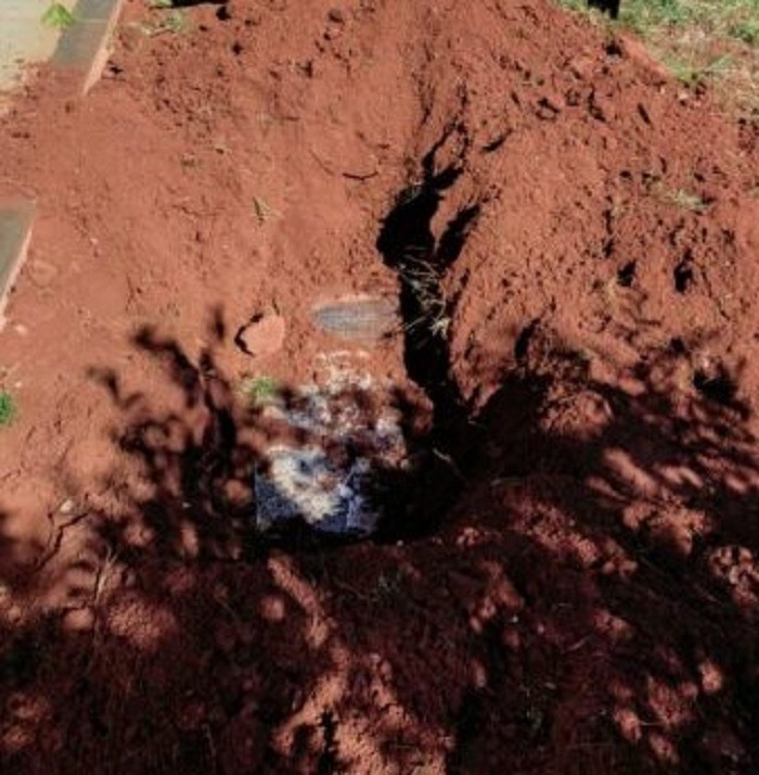 REGIÃO: PROFESSORA DE ESTÉTICA MATA NAMORADO A GOLPES DE TESOURA. CORPO FOI ENTERRADO NO QUINTAL DA CASA