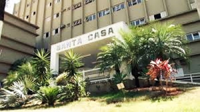 MORADOR DE LARANJEIRAS, EM COLÔMBIA (S), É INTERNADO EM ESTADO GRAVE SOB SUSPEITA DE INTOXICAÇÃO POR METANOL