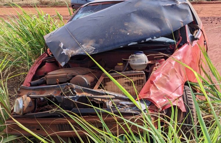 CAPOTAMENTO DEIXA JOVEM FERIDO EM ESTRADA RURAL DE COLÔMBIA (SP)