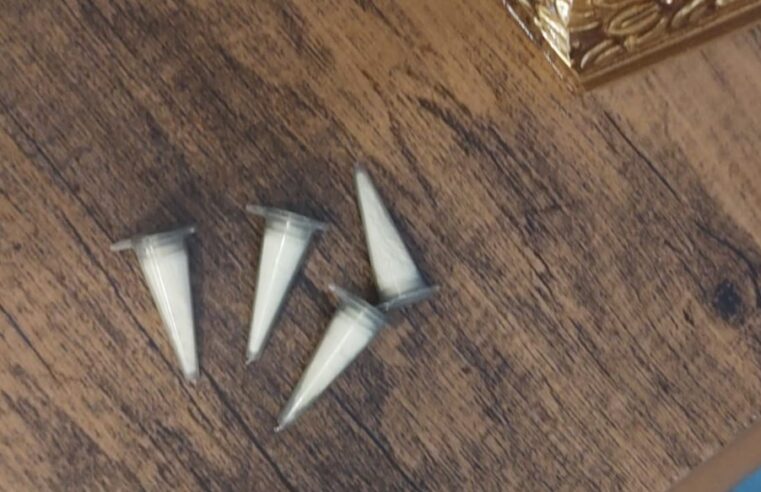 MENOR É APREENDIDO PELA PM EM GUAÍRA, SUSPEITO DE ENVOLVIMENTO COM O TRÁFICO DE DROGAS