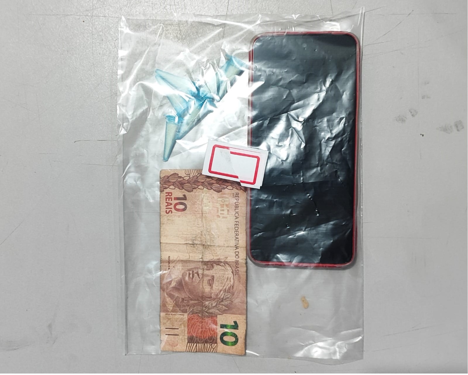 HOMEM É PRESO EM GUAÍRA, SUSPEITO DE ENVOLVIMENTO COM O TRÁFICO DE DROGAS