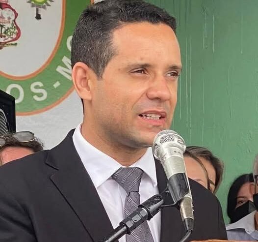 MINISTÉRIO PÚBLICO RECOMENDA O FIM DO USO DE SERVIDOR PÚBLICO NA PRODUÇÃO DE CONTEÚDO PARA REDES SOCIAIS PRIVADAS DO PREFEITO DE PASSOS