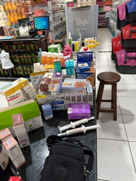 POLÍCIA CIVIL DE BARRETOS PRENDE COMERCIANTE POR VENDA DE RAÇÕES E MEDICAMENTOS VETERINÁRIOS VENCIDOS