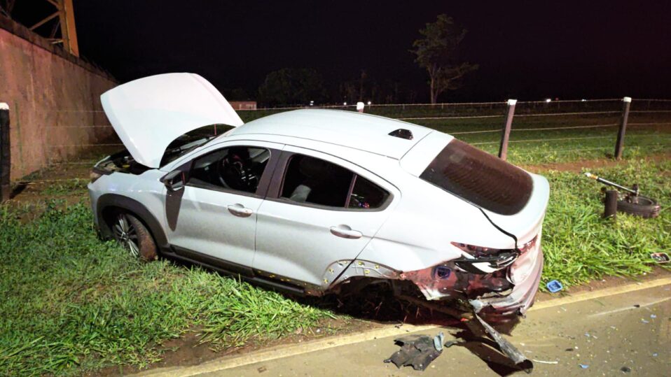 ACIDENTE NA VIA DAS COMITIVAS EM BARRETOS MOBILIZA EQUIPES DE RESGATE