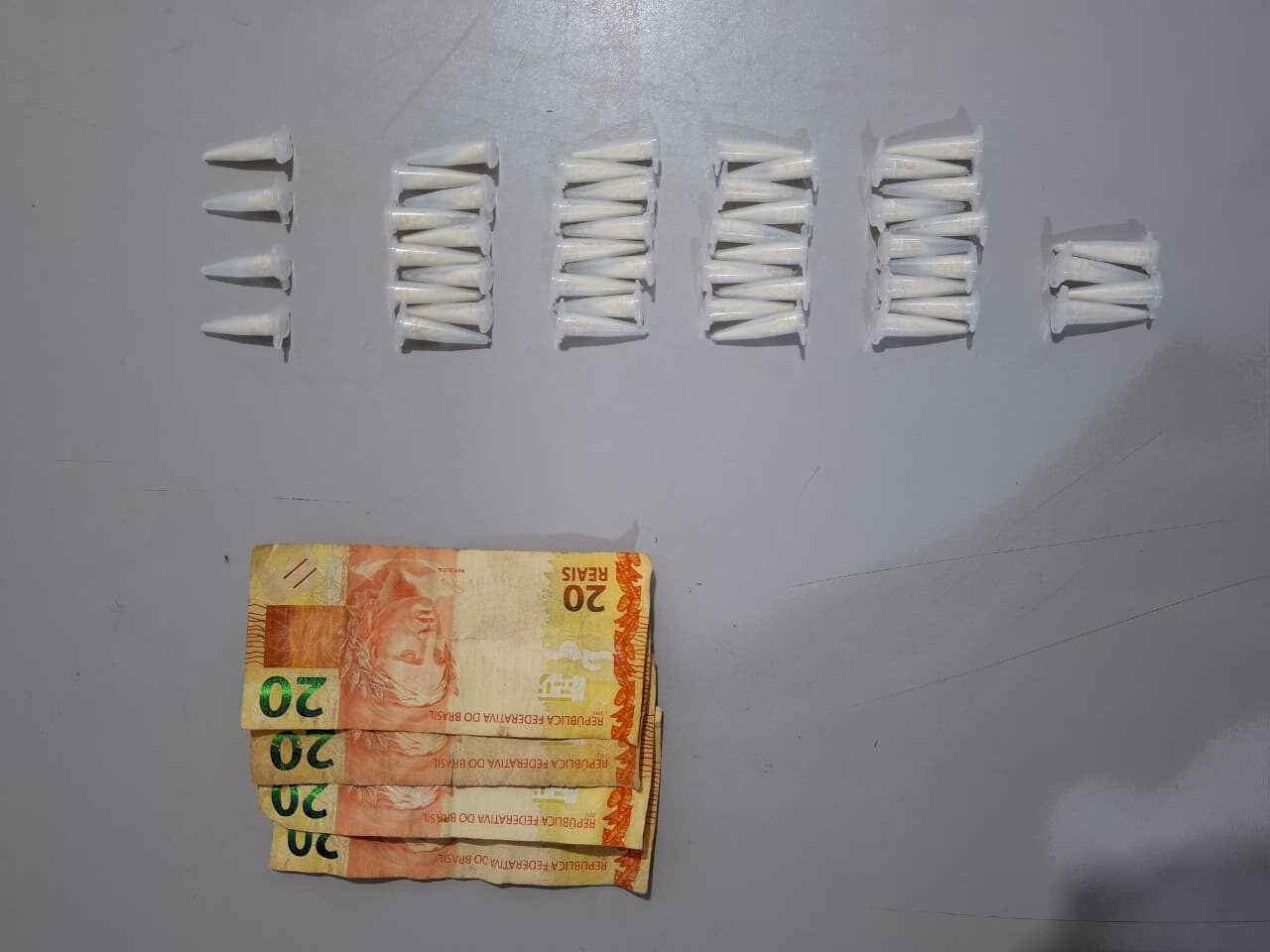 ADOLESCENTE É APREENDIDO POR SUSPEITA DE ENVOLVIMENTO COM O TRÁFICO EM GUAÍRA