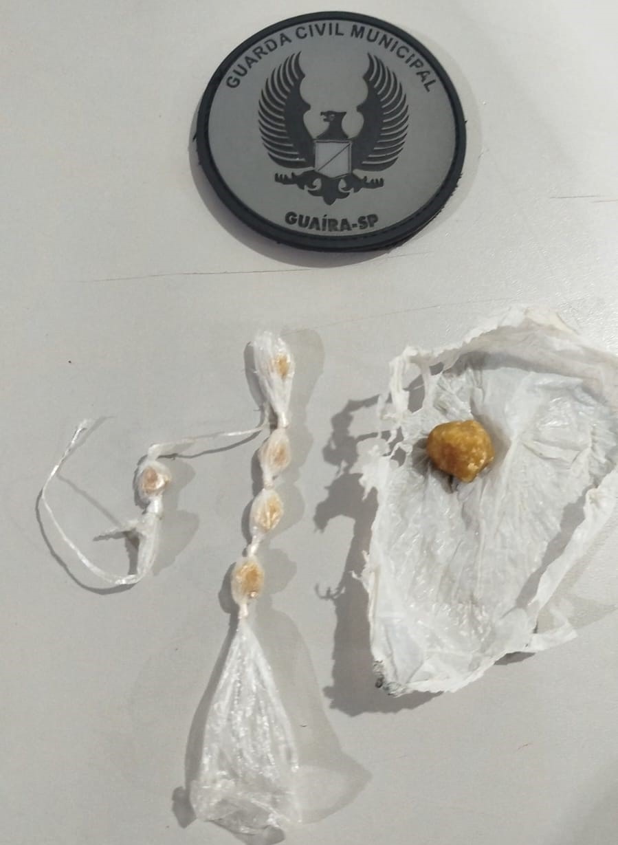 GUARDA CIVIL MUNICIPAL REGISTRA OCORRÊNCIA DE TRÁFICO NO CENTRO DE GUAÍRA