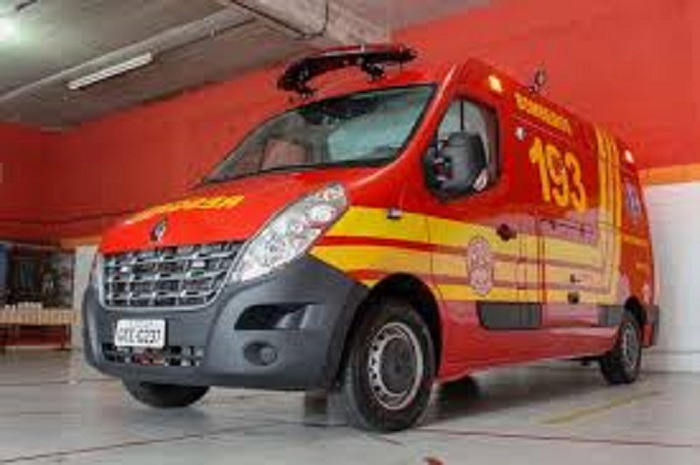 NESTE MOMENTO GRAVE ACIDENTE NA ESTRADA DO GUARITÁ EM GUAÍRA. VÍTIMA ESTARIA PRESA AS FERRAGENS