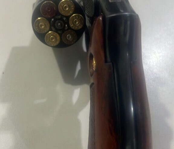 MULHER É ACUSADA DE MATAR O MARIDO A TIROS EM BARRETOS