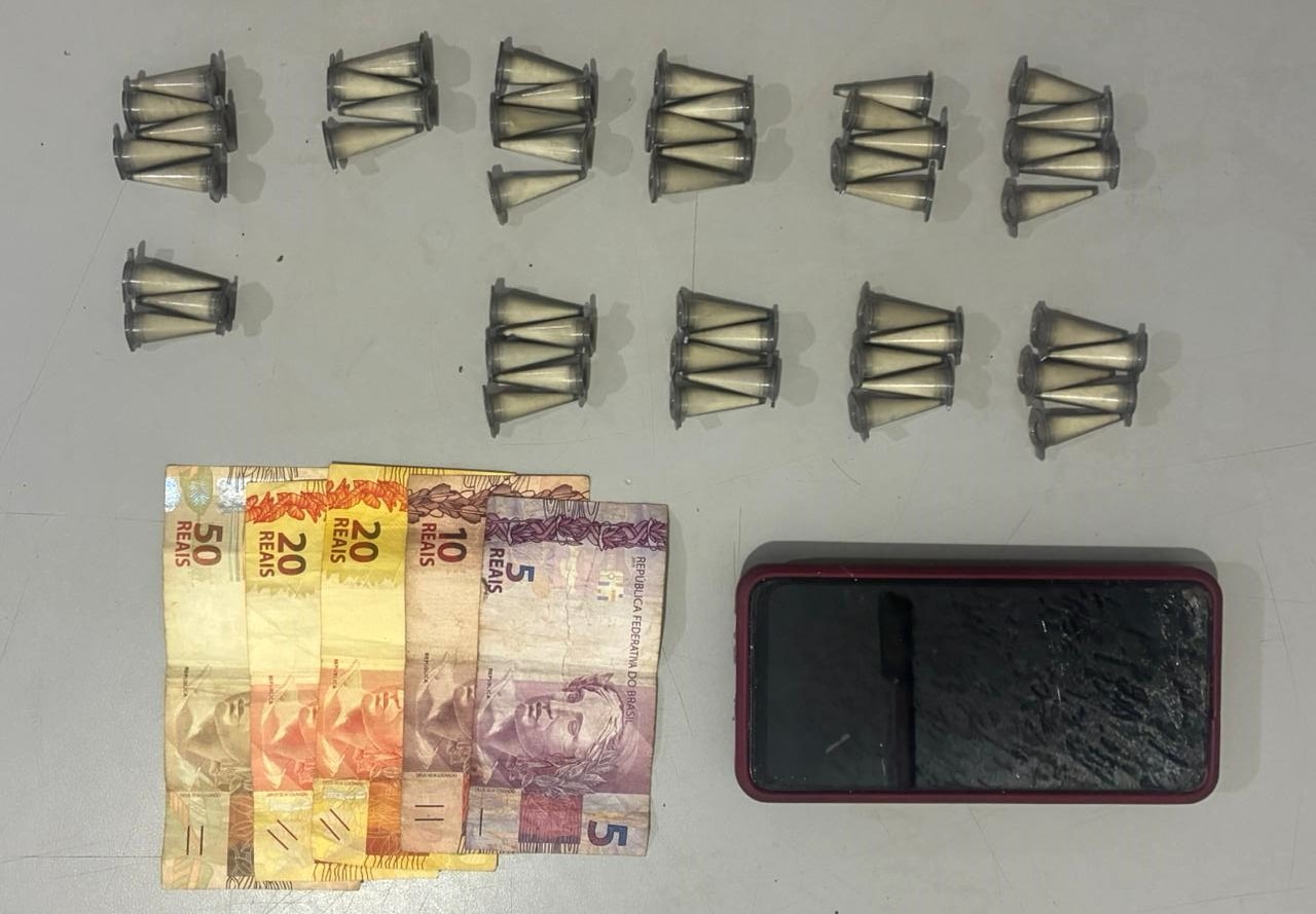 MULHER É PRESA EM GUAÍRA ACUSADA DE ENVOLVIMENTO COM O TRÁFICO DE DROGAS