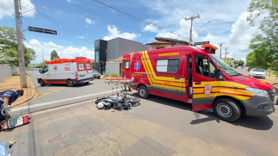 MOTOCICLISTA MORRE AO COLIDIR COM ÔNIBUS EM BARRETOS