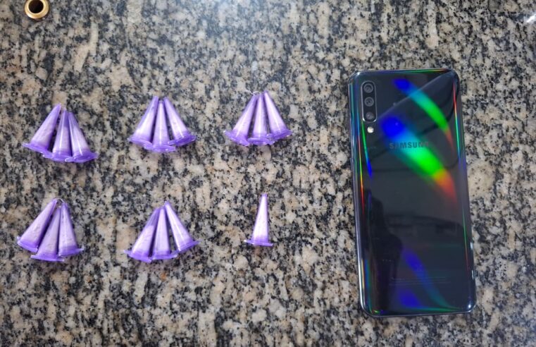 SUSPEITO DE ENVOLVIMENTO COM O TRÁFICO É PRESO PELA PM EM GUAÍRA