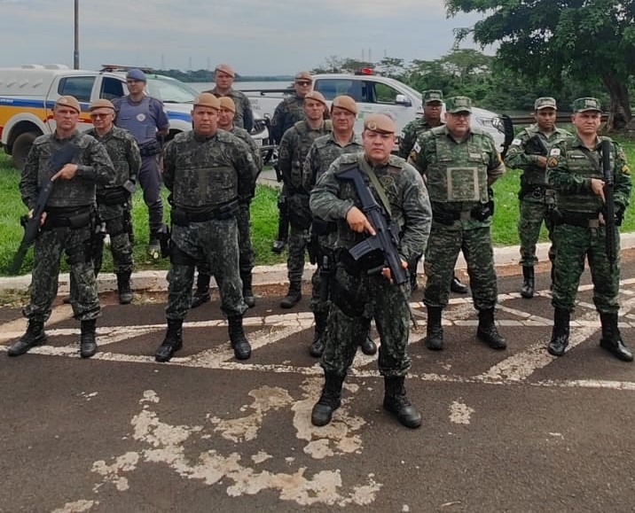POLÍCIA MILITAR AMBIENTAL APREENDE 132 QUILOS DE PEIXES CAPTURADOS POR MEIO DE PRÁTICA CRIMINOSA EM COLÔMBIA/SP