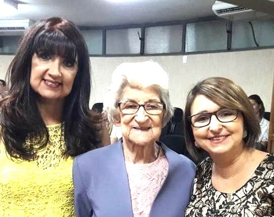ACONTECE EM 30 DE MARÇO A ENTREGA DO PRÊMIO “MARIA JEANETE COSTA BARINI” EM HOMENAGEM, PELA CÂMARA MUNICIPAL, A MULHERES QUE SE DESTACAM EM GUAÍRA
