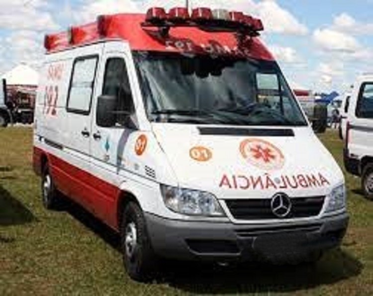 COLISÃO ENTRE MOTOS DEIXA FERIDOS NO BAIRRO BOM JESUS EM GUAÍRA