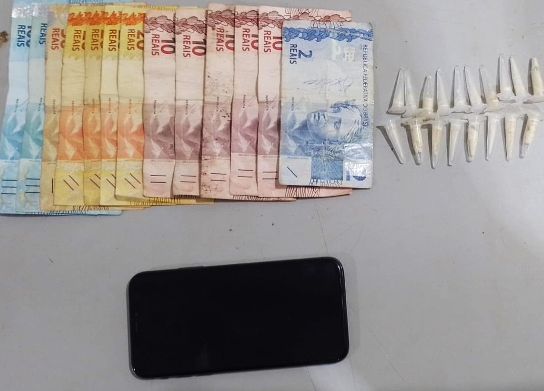 MENOR É APREENDIDO COM DROGAS EM GUAÍRA