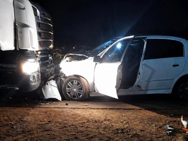 ESPOSA DE MIGUELOPENSE MORRE EM COLISÃO FRONTAL COM CAMINHÃO EM UBERABA