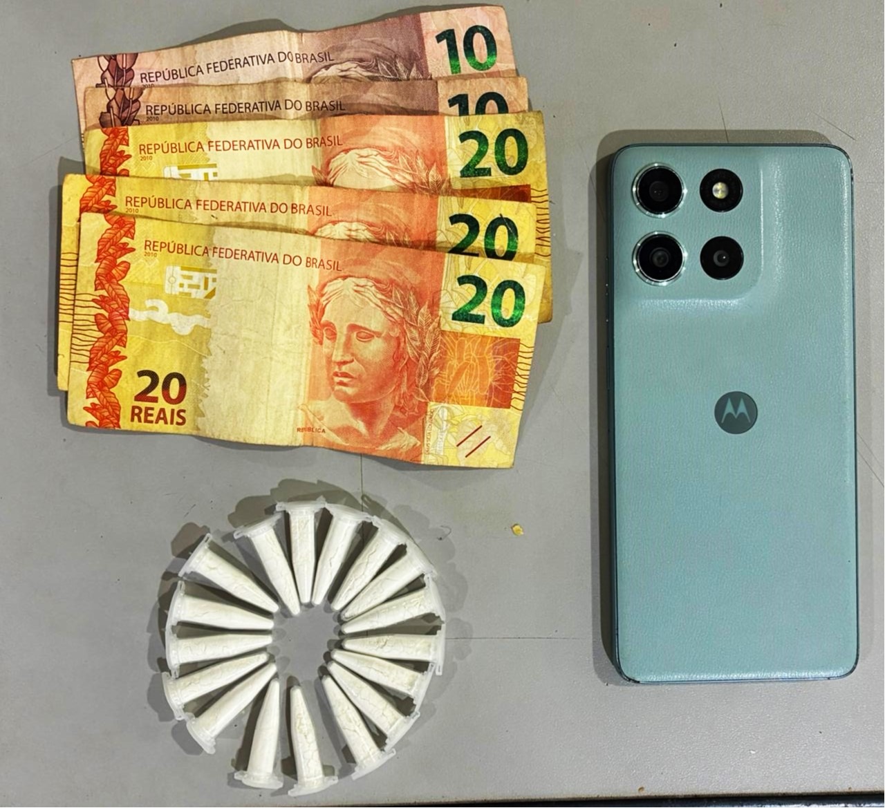 POLÍCIA MILITAR PRENDE SUSPEITO DE ENVOLVIMENTO COM O TRÁFICO NO MUTIRÃO 3 EM GUAÍRA