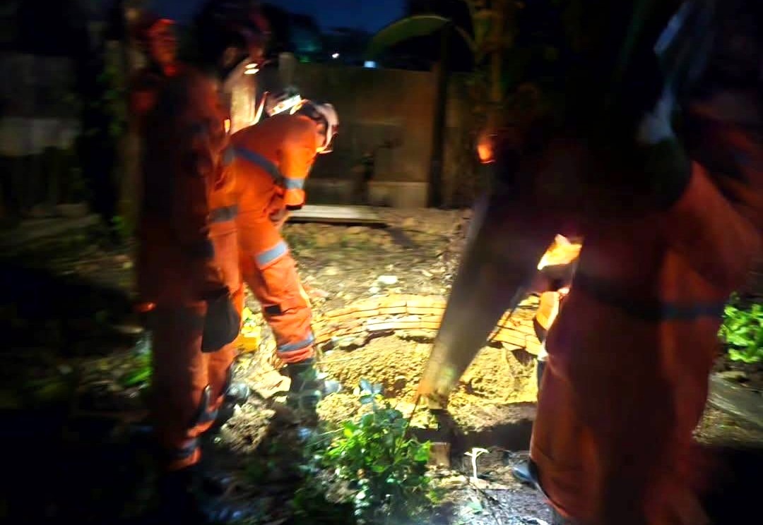 RESGATE DE CORPO EM CISTERNA MOBILIZA CORPO DE BOMBEIROS EM UBERABA (MG)