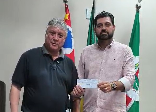 CÂMARA DE GUAÍRA DEVOLVE R$ 135 MIL PARA PREFEITURA MUNICIPAL E INDICA REPASSE PARA A APAE